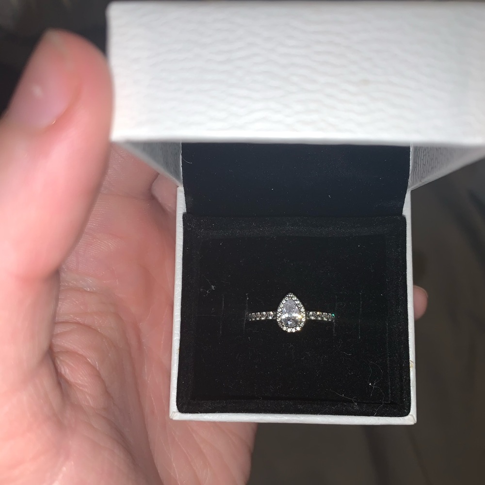 Pandora Ring